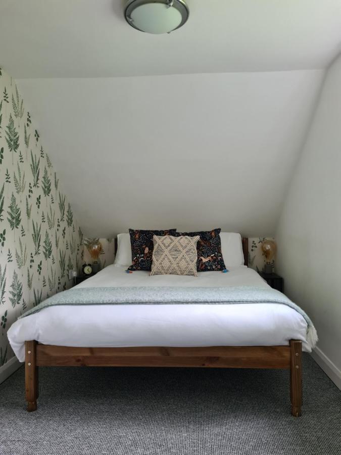 Park House Self-Contained Annex Hotel Молд Екстериор снимка