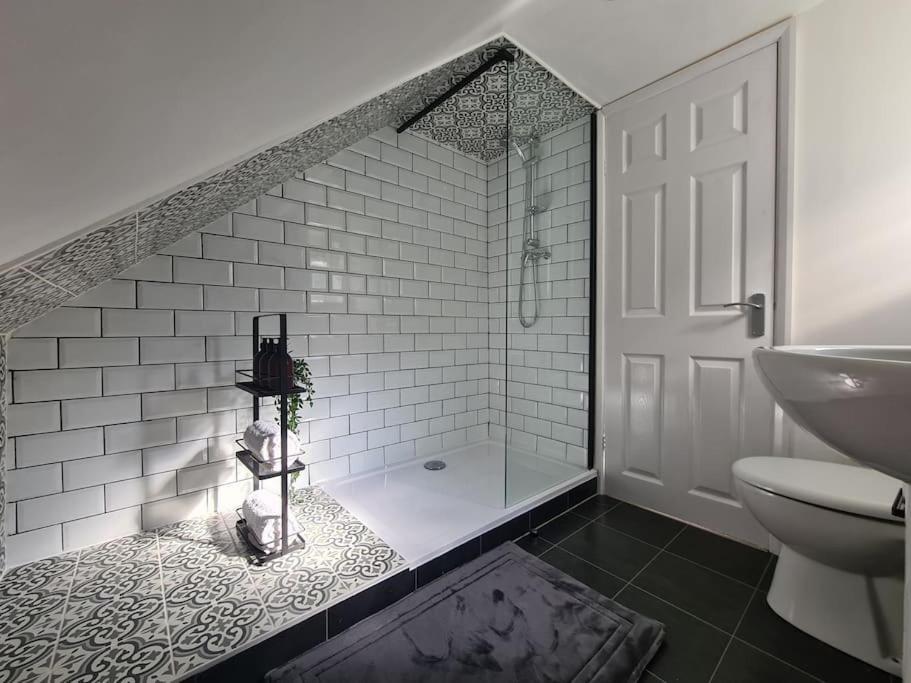 Park House Self-Contained Annex Hotel Молд Екстериор снимка